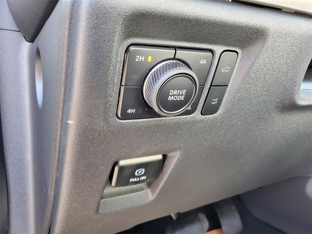 New 2025 Ford Expedition Active image 10