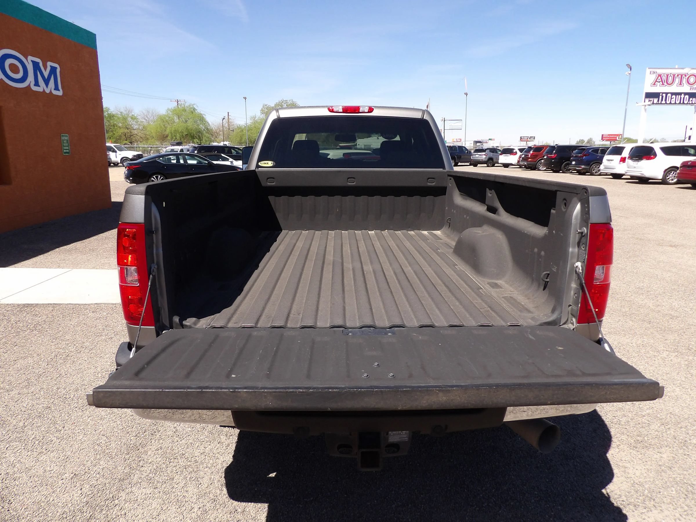 Used 2012 Chevrolet Silverado 2500 LT w/ Interior Plus Package AWD/4WD image 22