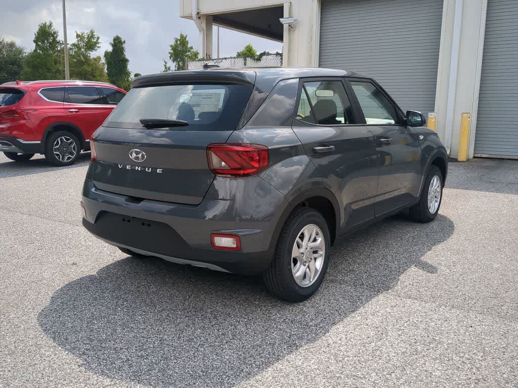 New 2026 Hyundai Venue SE FWD image 7