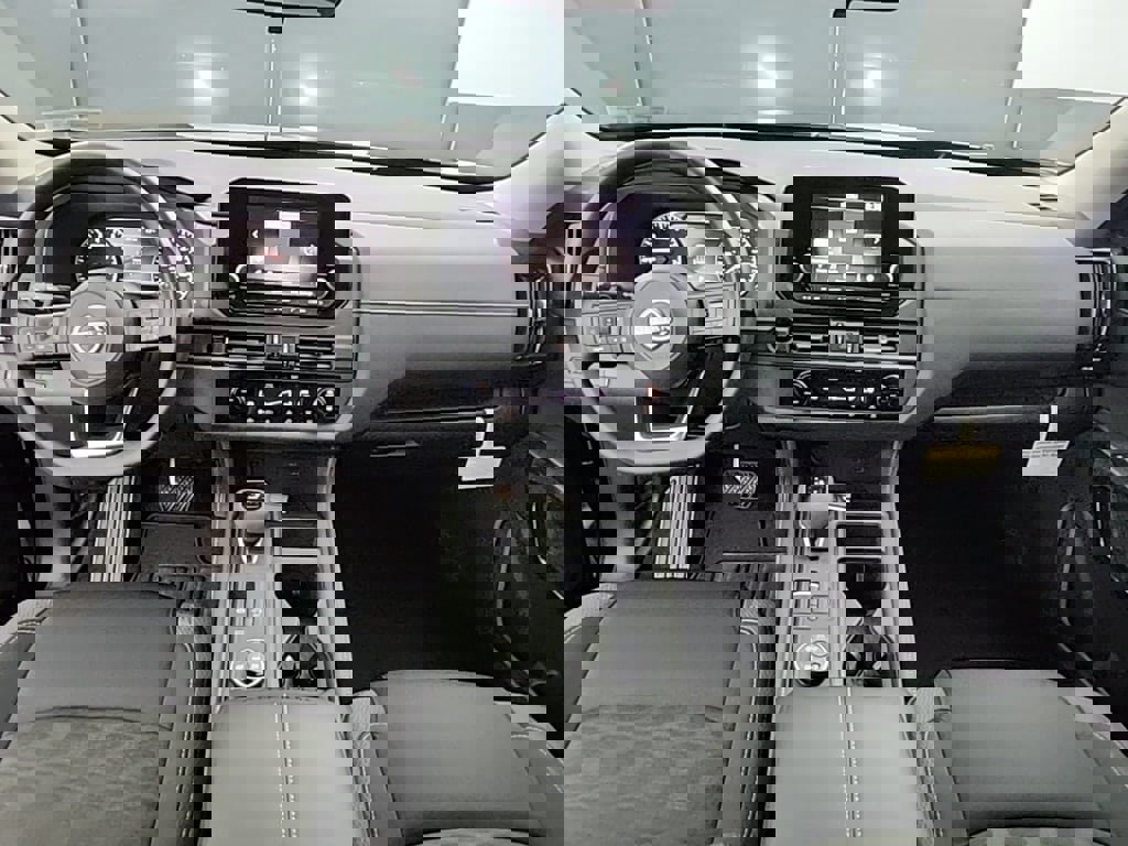 New 2025 Nissan Pathfinder S image 36