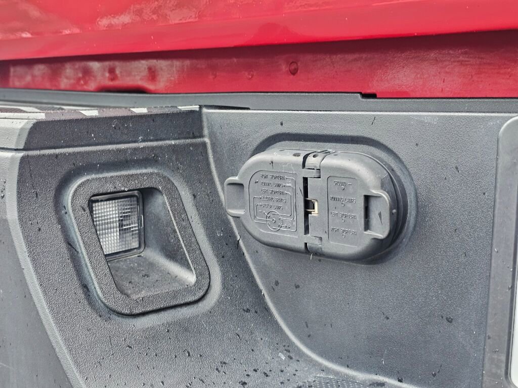 Used 2018 Toyota Tundra SR5 image 18