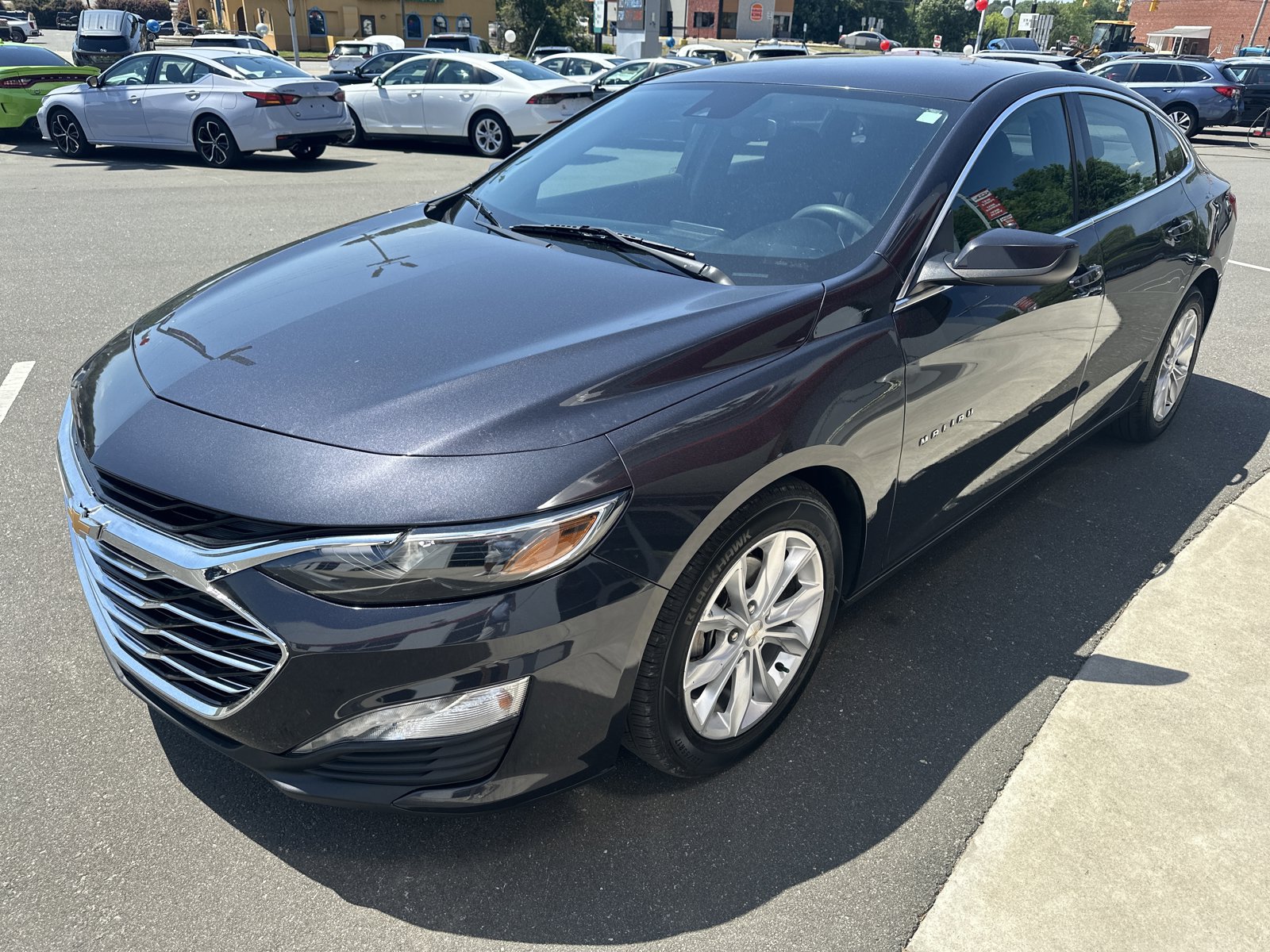 Used 2023 Chevrolet Malibu LT FWD image 4