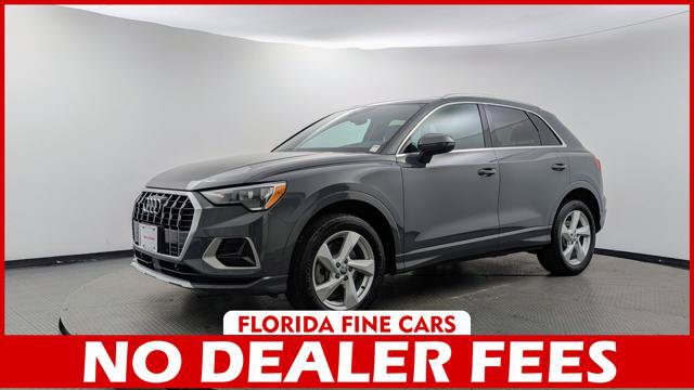 Used 2020 Audi Q3 2.0T Premium w/ Convenience Package AWD/4WD image 1