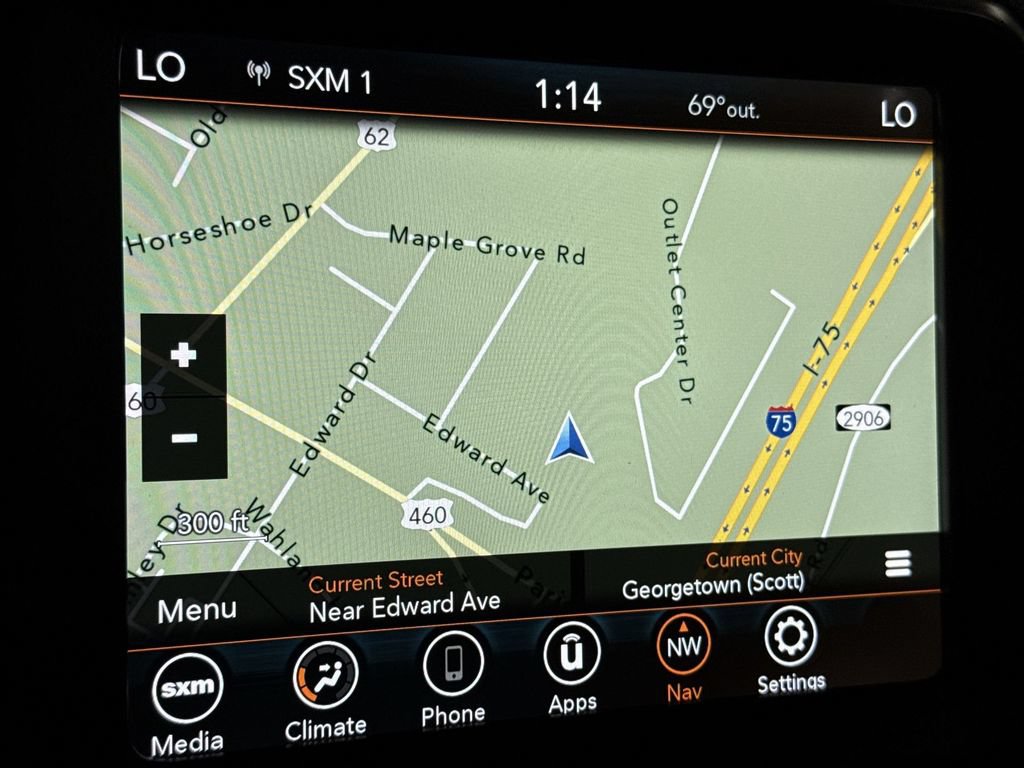 Used 2023 Jeep Renegade Trailhawk AWD/4WD image 15