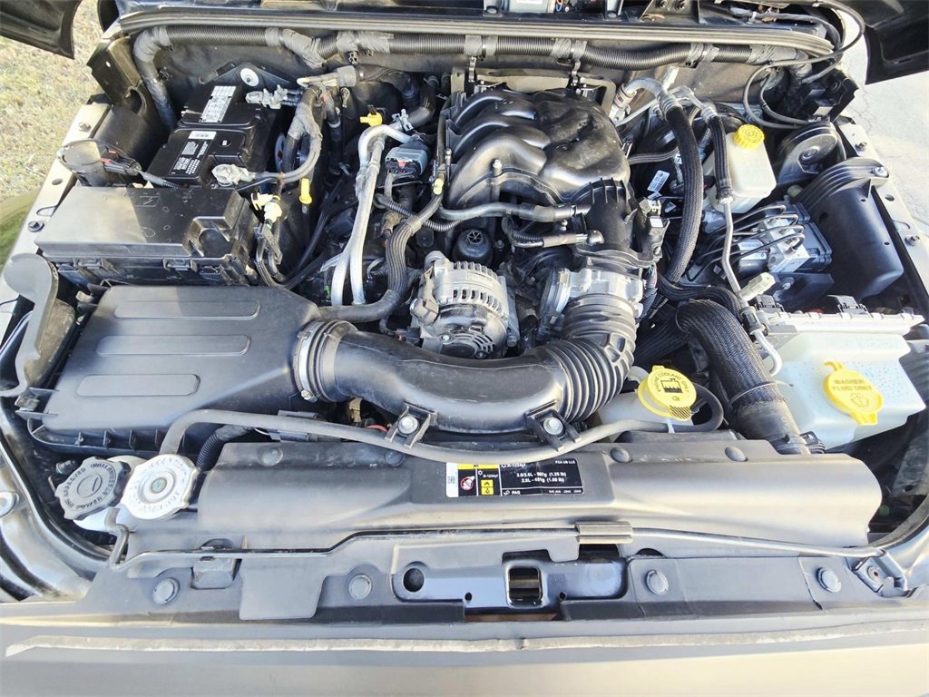 Used 2017 Jeep Wrangler Sahara w/ Connectivity Group image 20