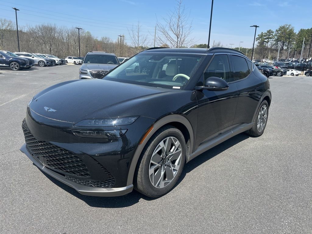 Used 2024 Genesis GV60 RWD w/ Cargo Package image 3