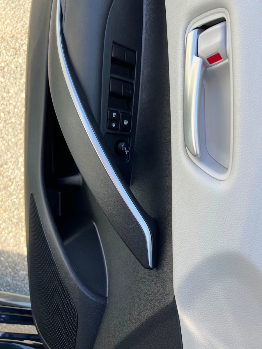 Used 2022 Toyota Corolla SE image 13