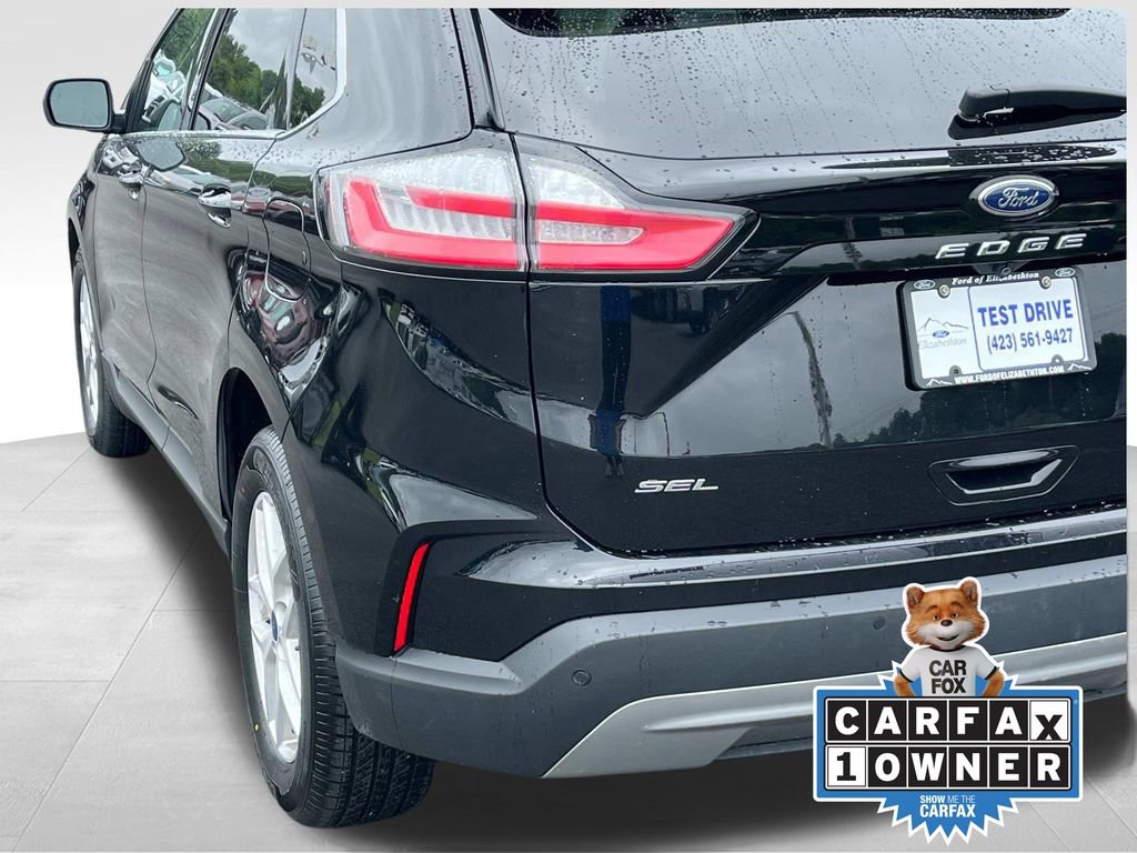 Used 2021 Ford Edge SEL w/ Convenience Package image 5