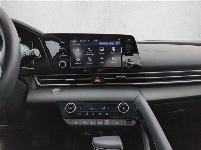 Used 2022 Hyundai Elantra SEL w/ Convenience Package image 14