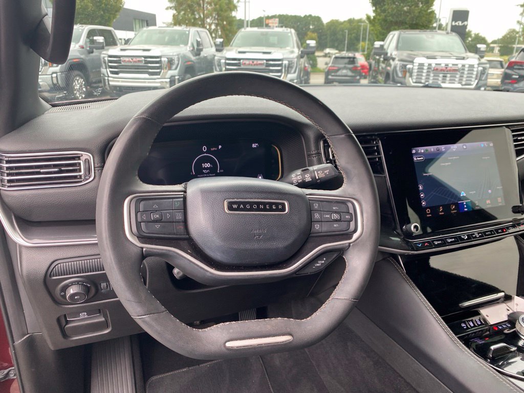 Used 2022 Jeep Wagoneer Series I w/ Convenience Group I AWD/4WD image 15