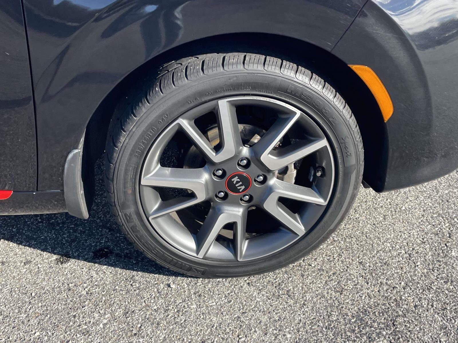 Used 2021 Kia Soul GT-Line image 3