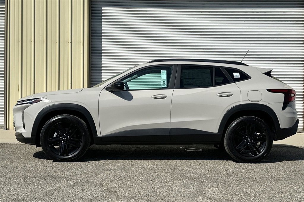 New 2026 Chevrolet Trax ACTIV w/ Sunroof Package image 3