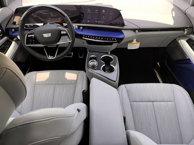 New 2026 Cadillac Optiq Luxury 2 RWD image 9
