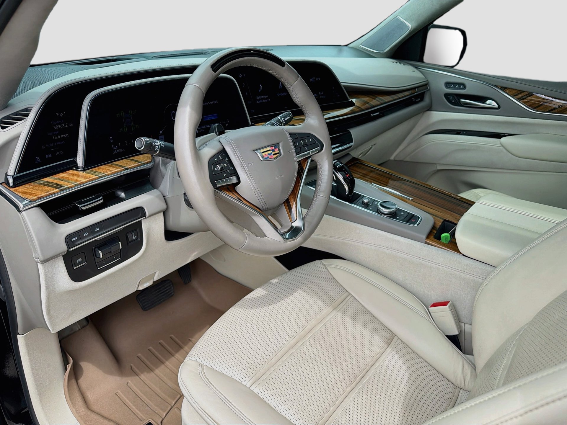 Certified 2023 Cadillac Escalade ESV Sport Platinum w/ LPO, ONYX Package RWD image 29