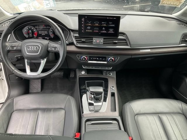 Used 2021 Audi Q5 2.0T Premium Plus w/ Premium Plus Package AWD/4WD image 4