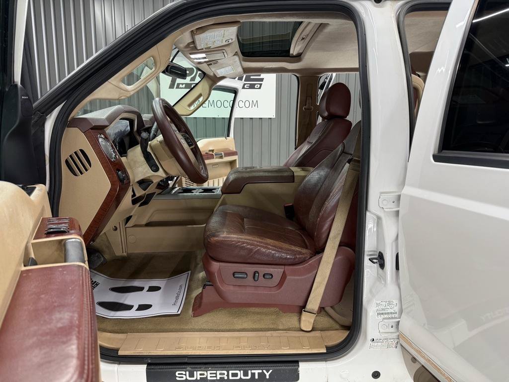 Used 2013 Ford F250 King Ranch w/ FX4 Off Road Pkg AWD/4WD image 18