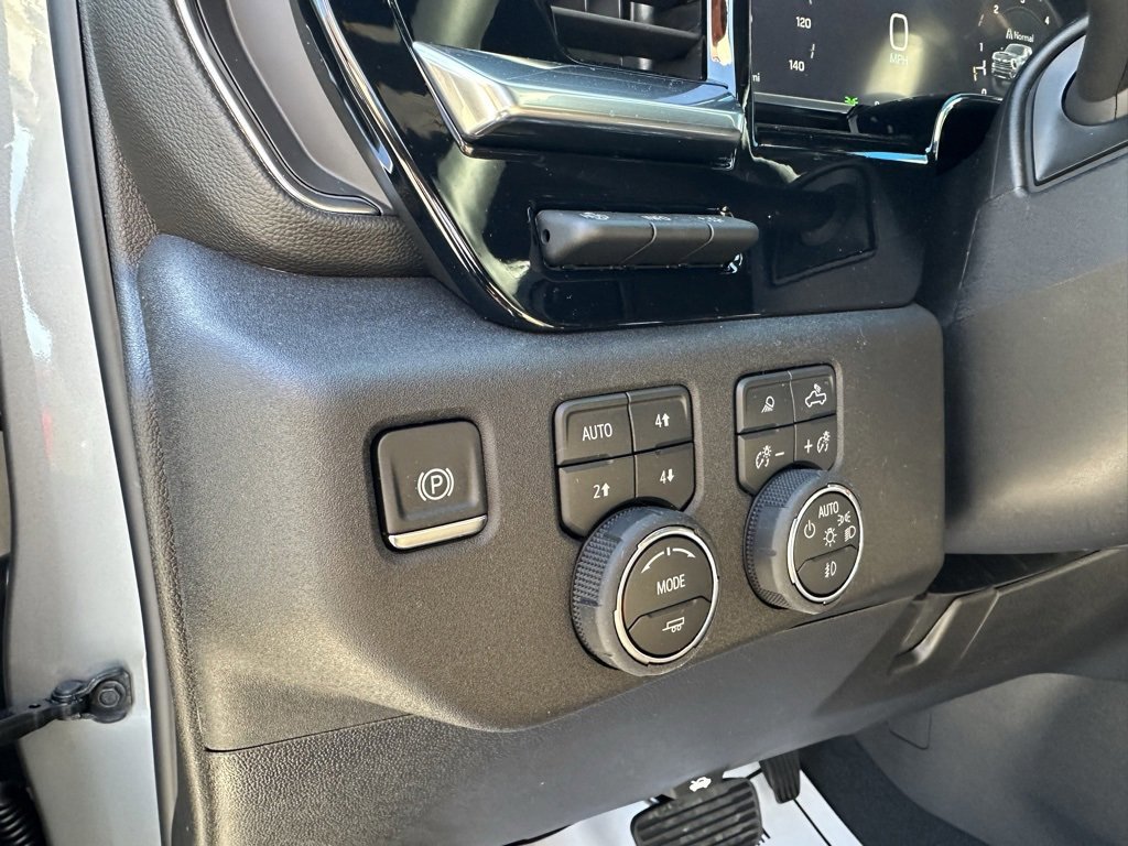 New 2026 Chevrolet Silverado 3500 High Country w/ Technology Package image 26