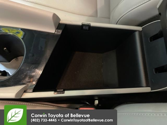 Used 2024 Hyundai Elantra Limited image 26