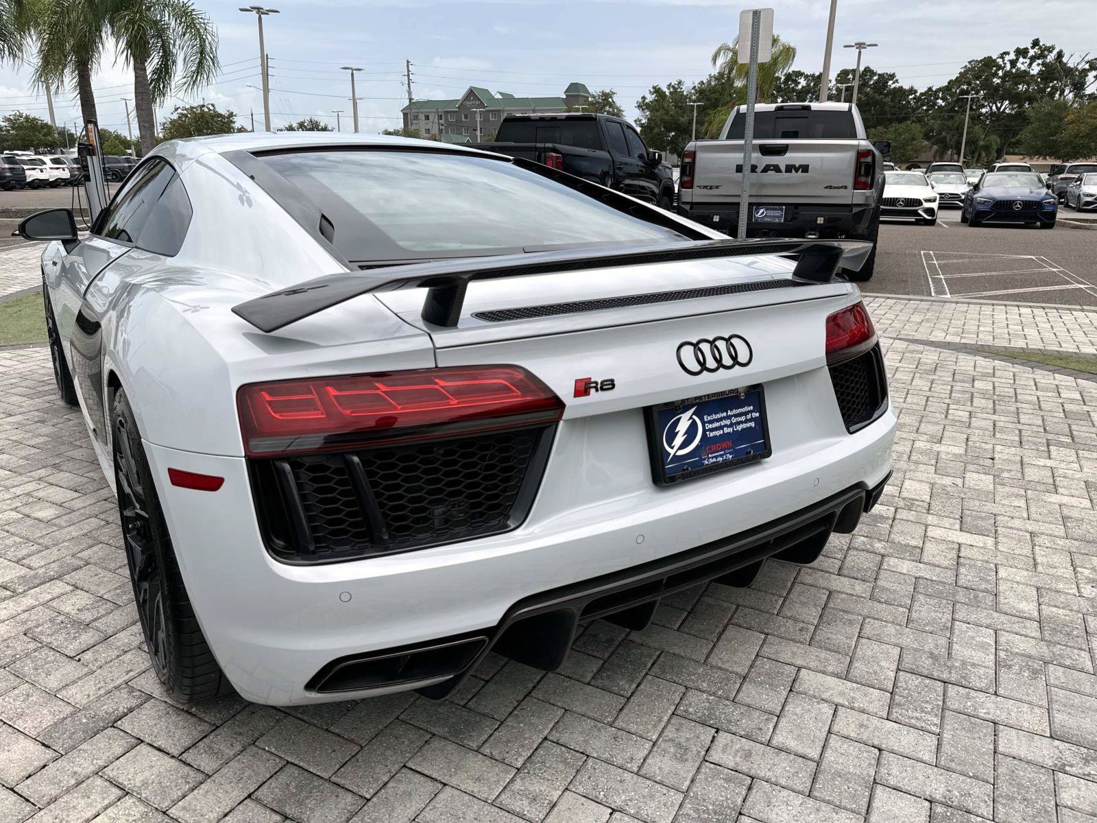 Used 2018 Audi R8 V10 plus AWD/4WD image 9