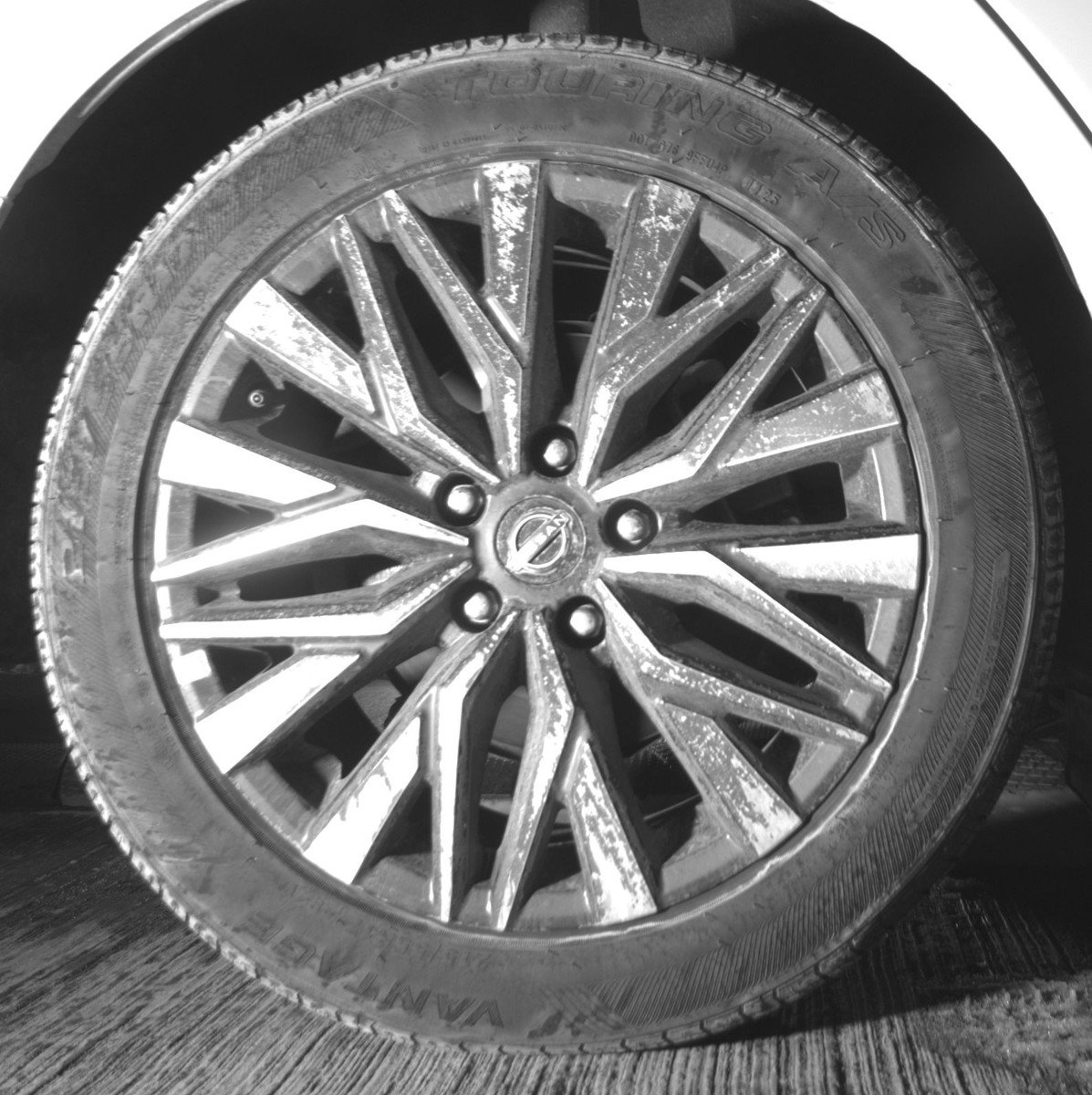 Used 2025 Nissan Altima 2.5 SV FWD image 15