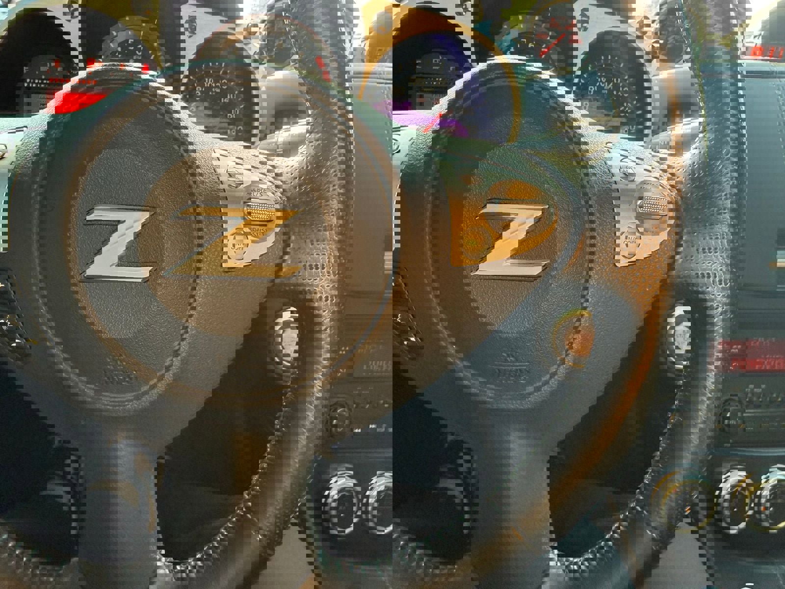 Used 2020 Nissan 370Z Coupe image 17