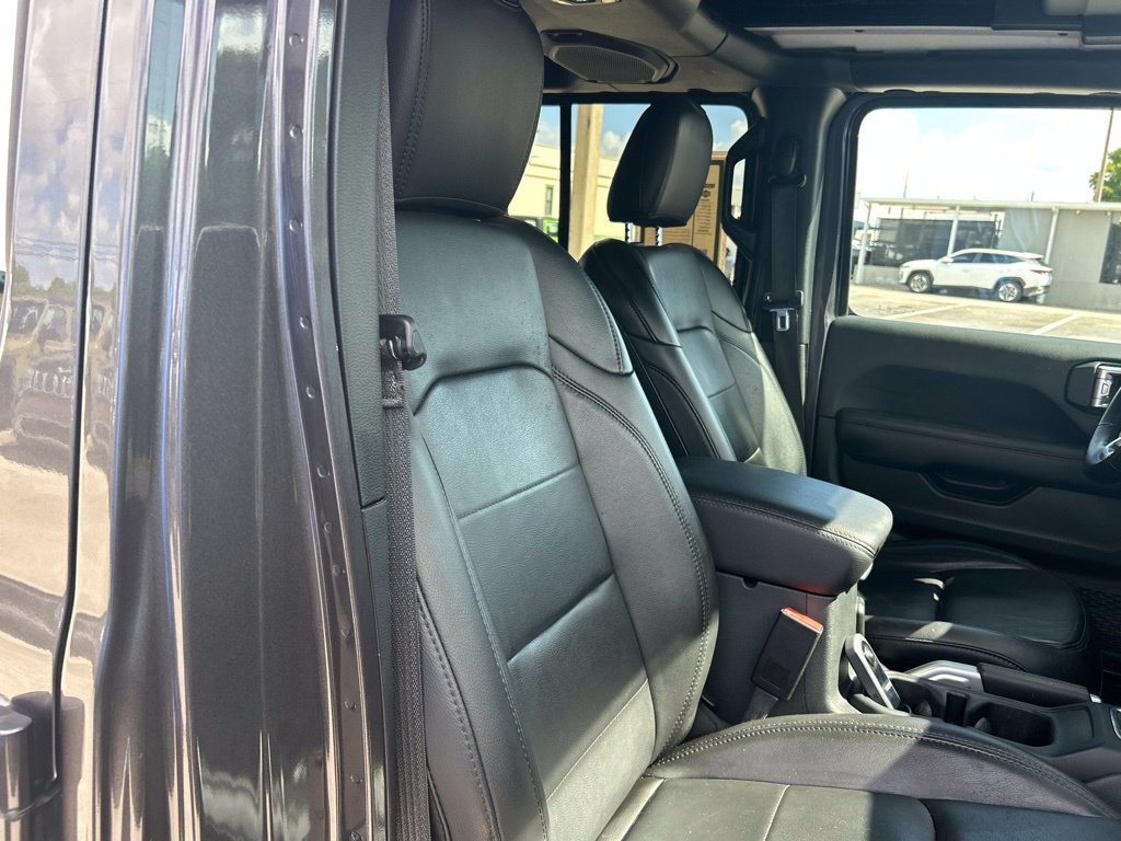 Certified 2021 Jeep Wrangler Unlimited Sahara AWD/4WD image 24