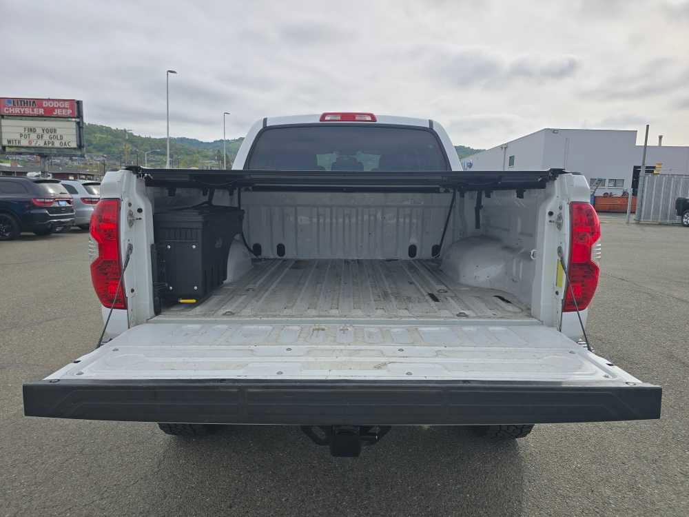 Used 2014 Toyota Tundra SR5 AWD/4WD image 19