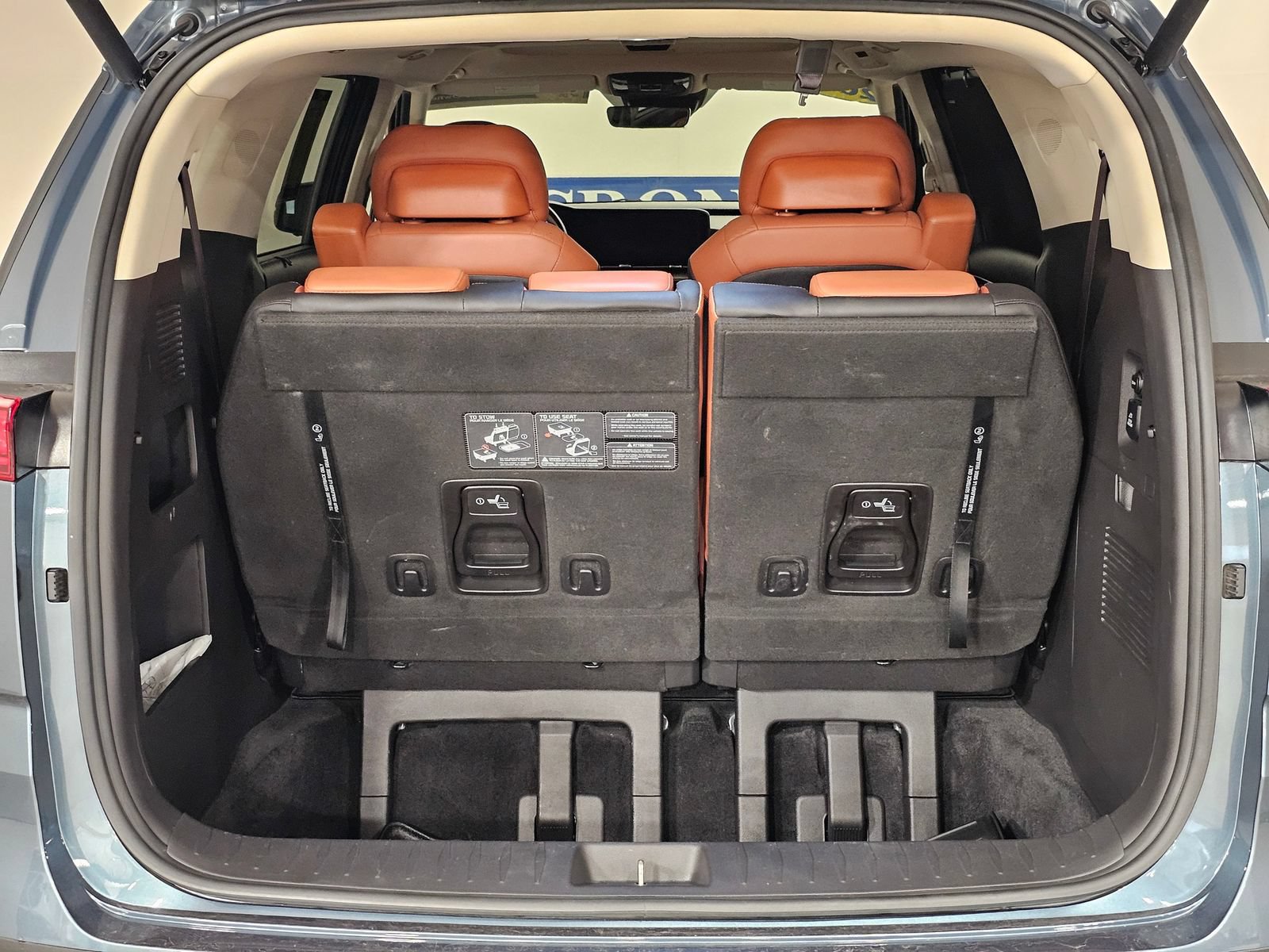 Used 2022 Kia Carnival SX Prestige FWD image 22