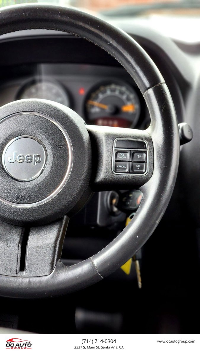 Used 2015 Jeep Patriot High Altitude FWD image 33