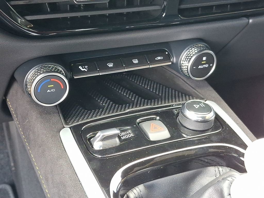 Used 2025 Lotus Emira image 16