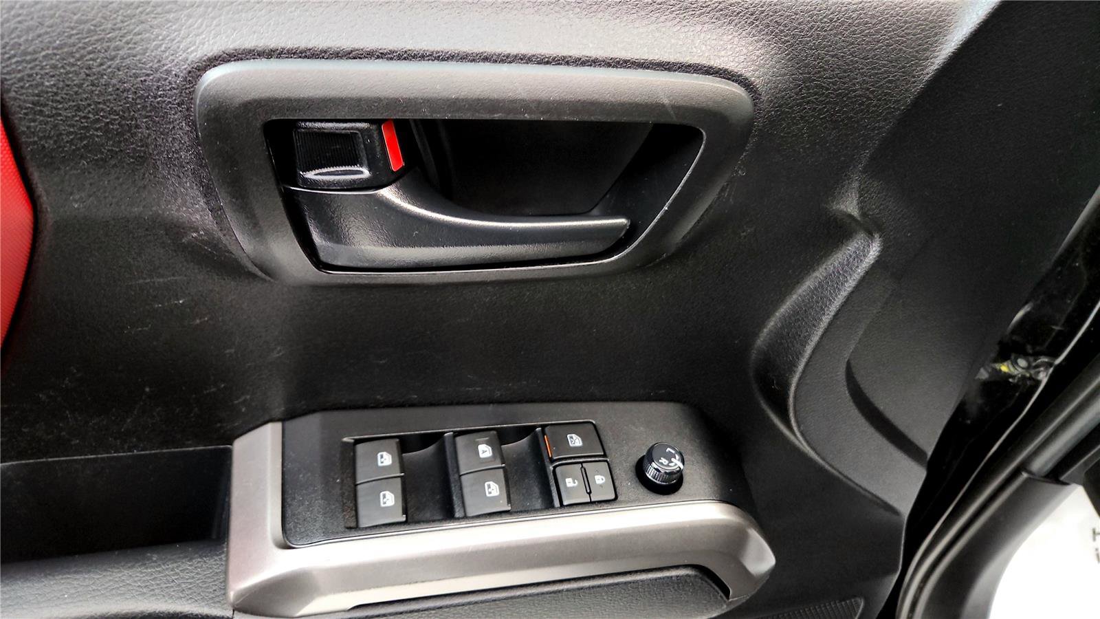 Certified 2021 Toyota Tacoma SR5 image 23