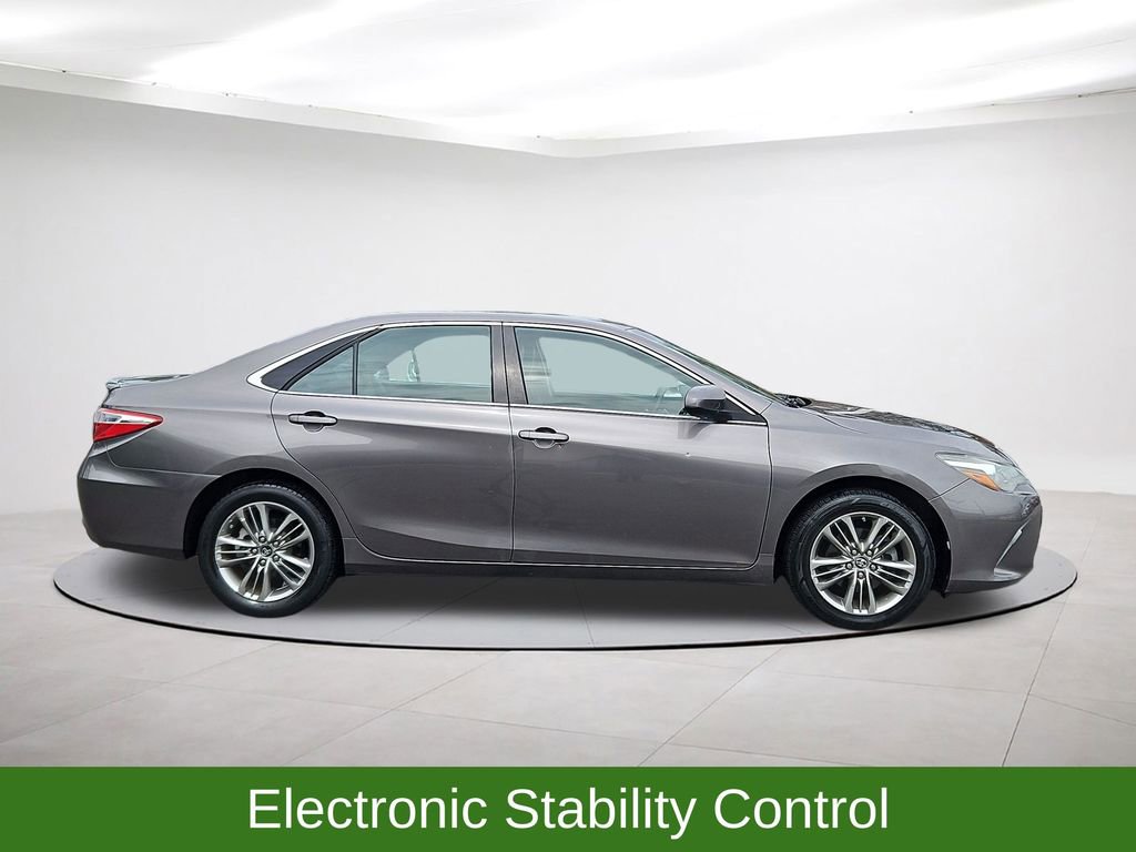 Used 2017 Toyota Camry SE image 8