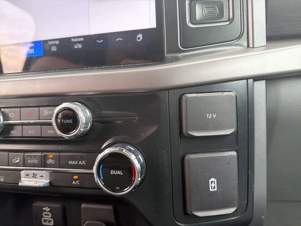 Used 2025 Ford F150 XLT w/ Equipment Group 301A Standard image 28