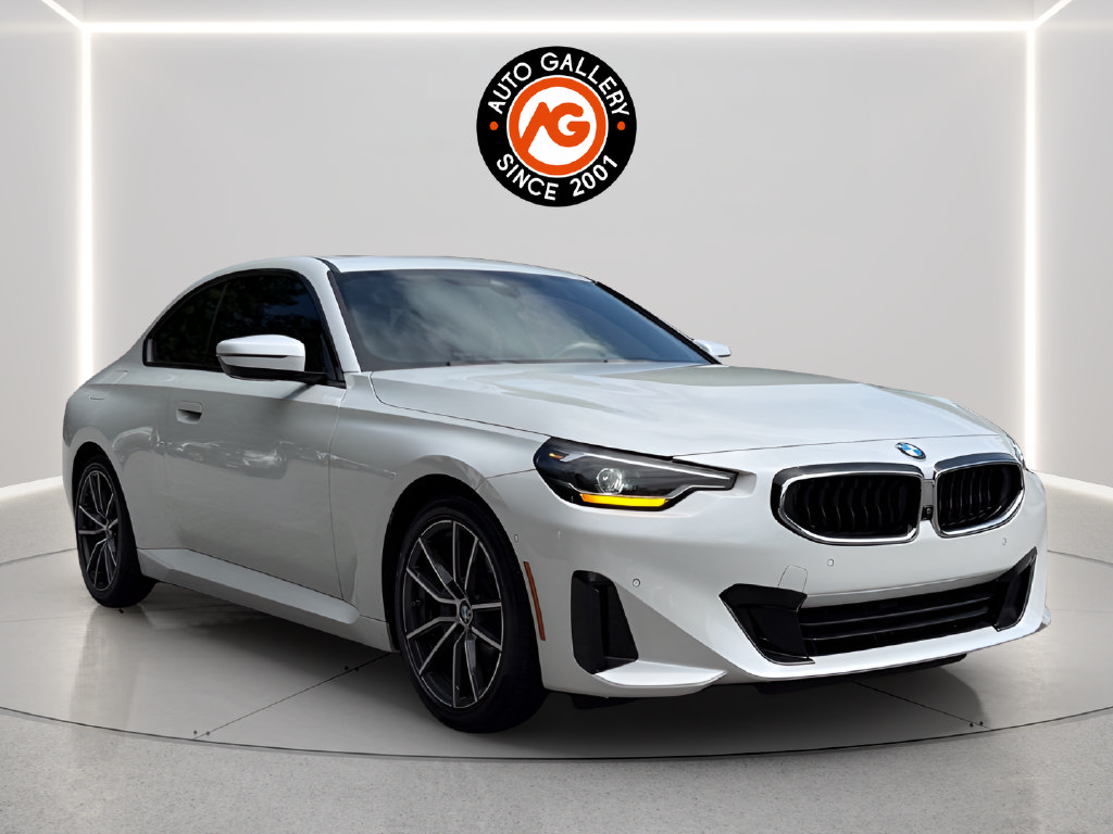 Used 2023 BMW 230i Coupe w/ Convenience Package RWD image 1