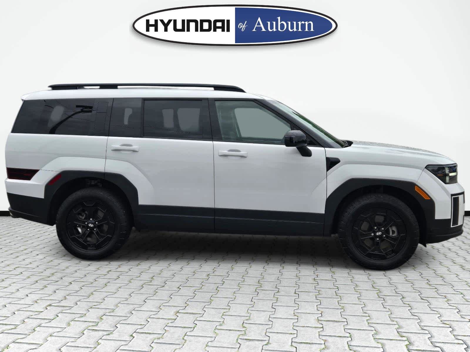 Used 2024 Hyundai Santa Fe XRT AWD/4WD image 3