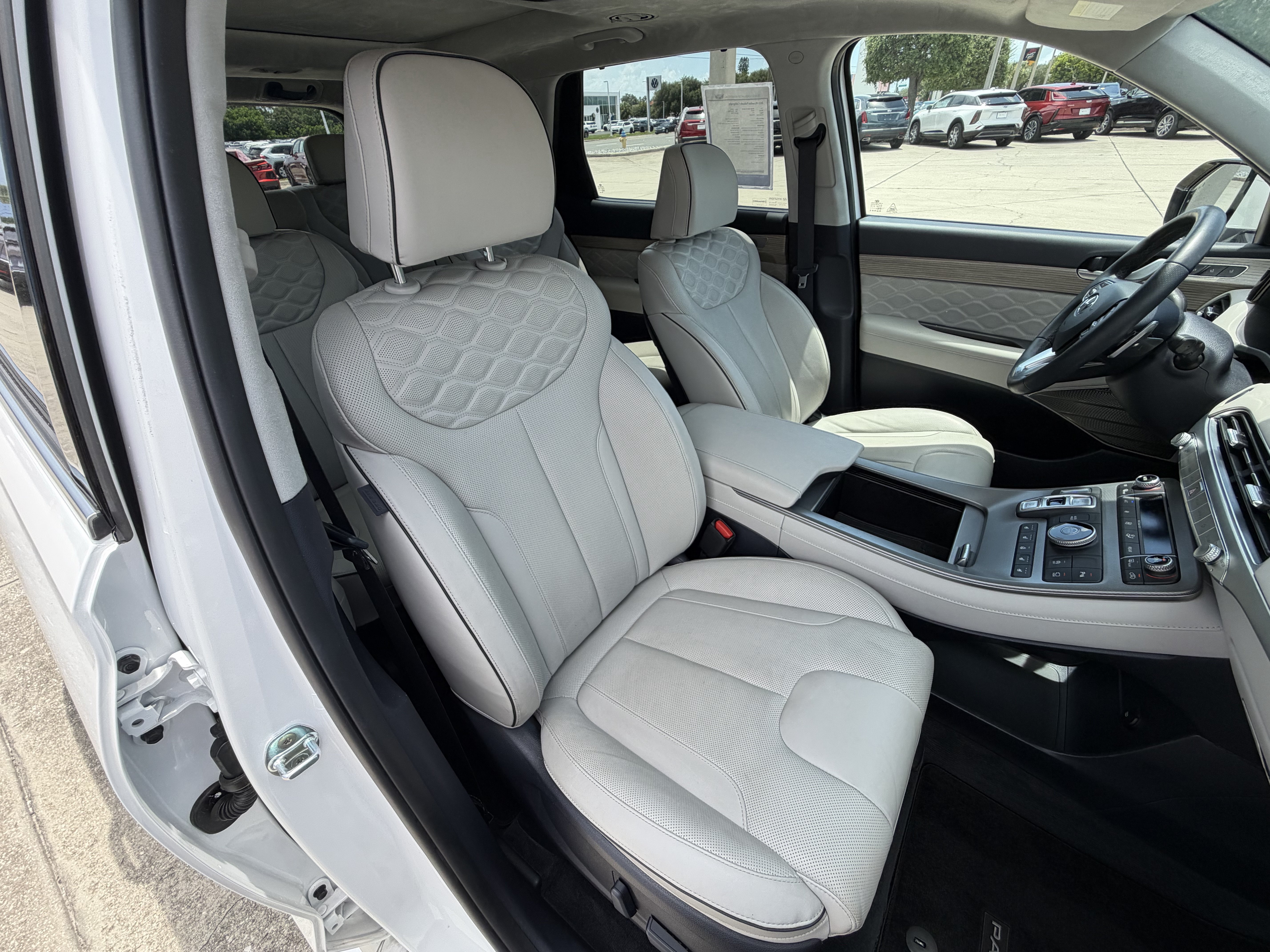 Used 2021 Hyundai Palisade Calligraphy FWD image 17
