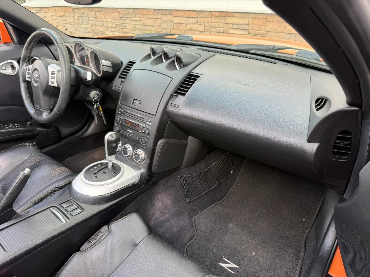Used 2007 Nissan 350Z Touring RWD image 17