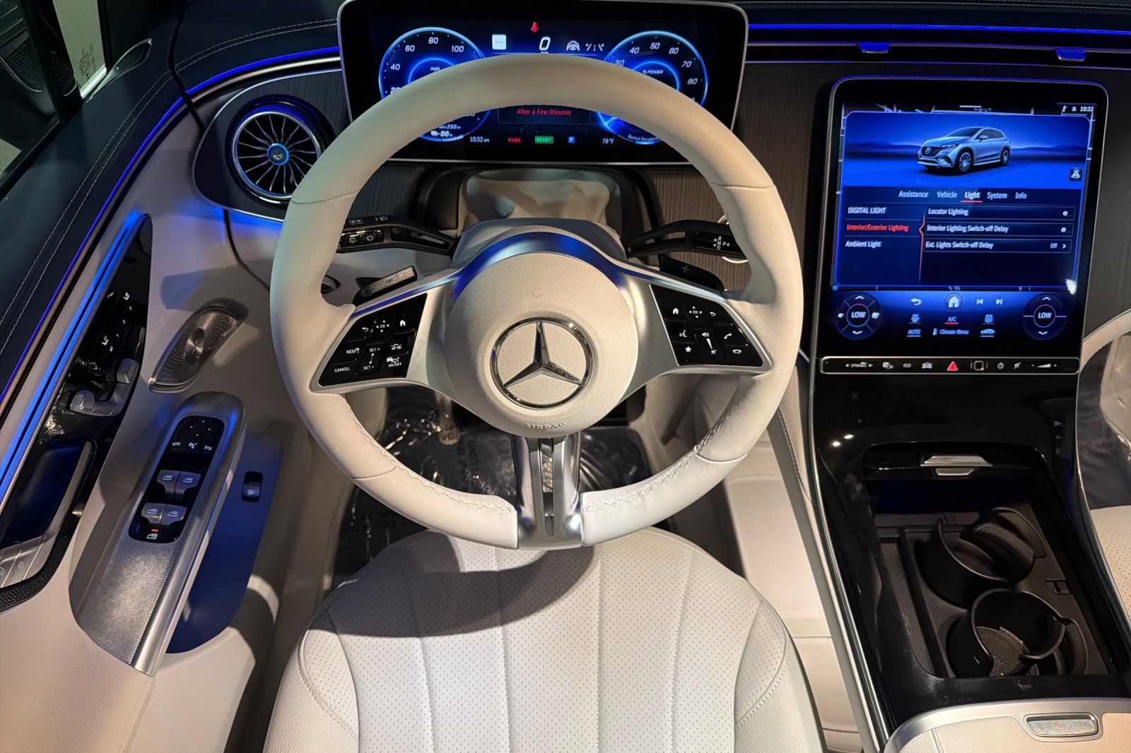 New 2026 Mercedes-Benz EQE 320 4MATIC SUV image 13