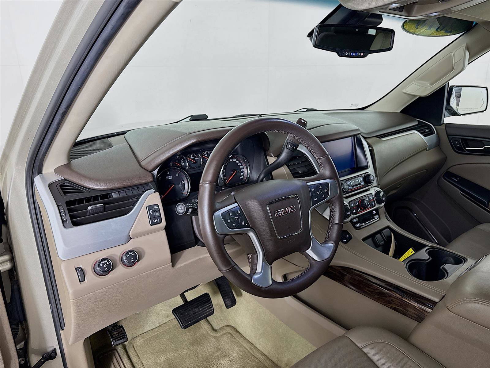 Used 2016 GMC Yukon SLT w/ Open Road Package image 25