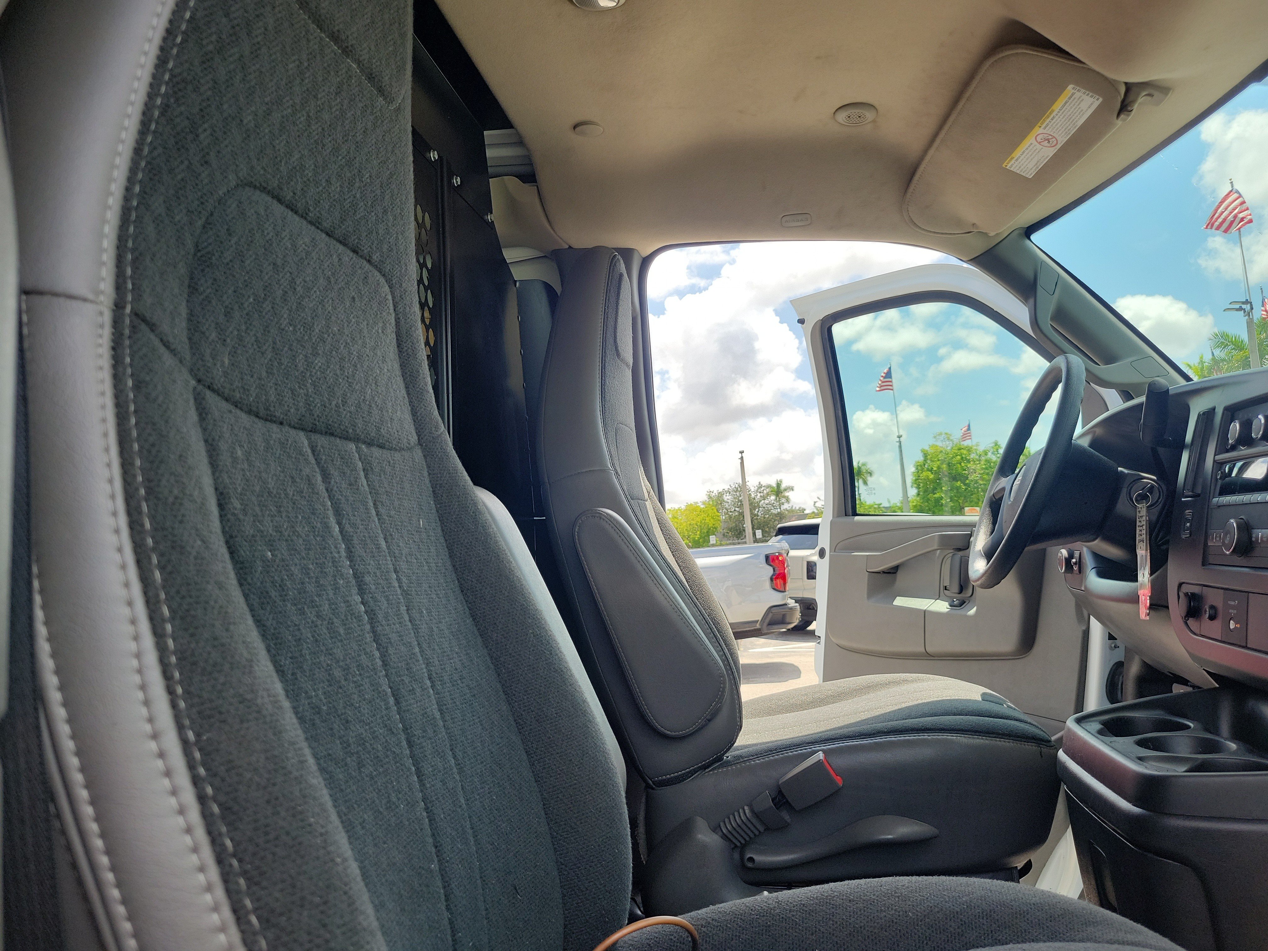 Used 2025 GMC Savana 2500 w/ Driver Convenience Package RWD image 15