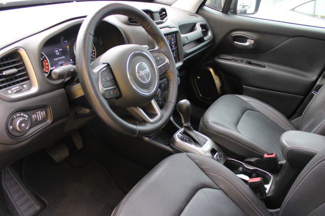 Used 2019 Jeep Renegade Limited w/ UConnect 8.4 Nav Group image 16