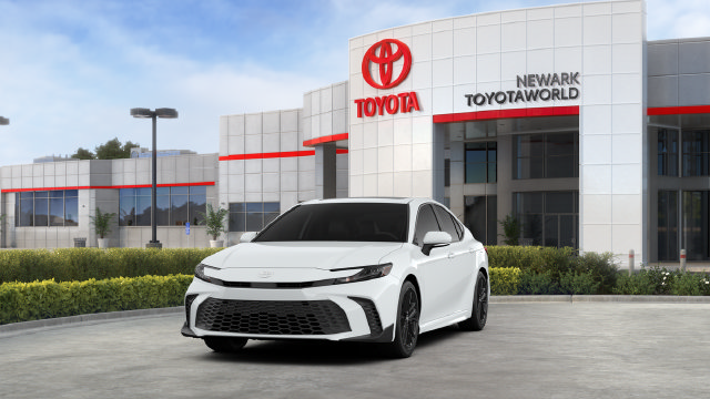 New 2026 Toyota Camry SE FWD image 7