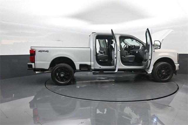 New 2026 Ford F250 XLT w/ XLT Premium Package image 36