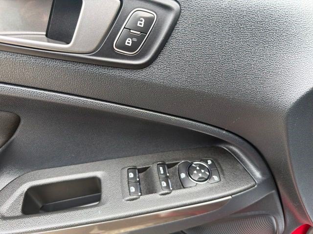 Used 2021 Ford EcoSport SE w/ SE Convenience Package FWD image 12