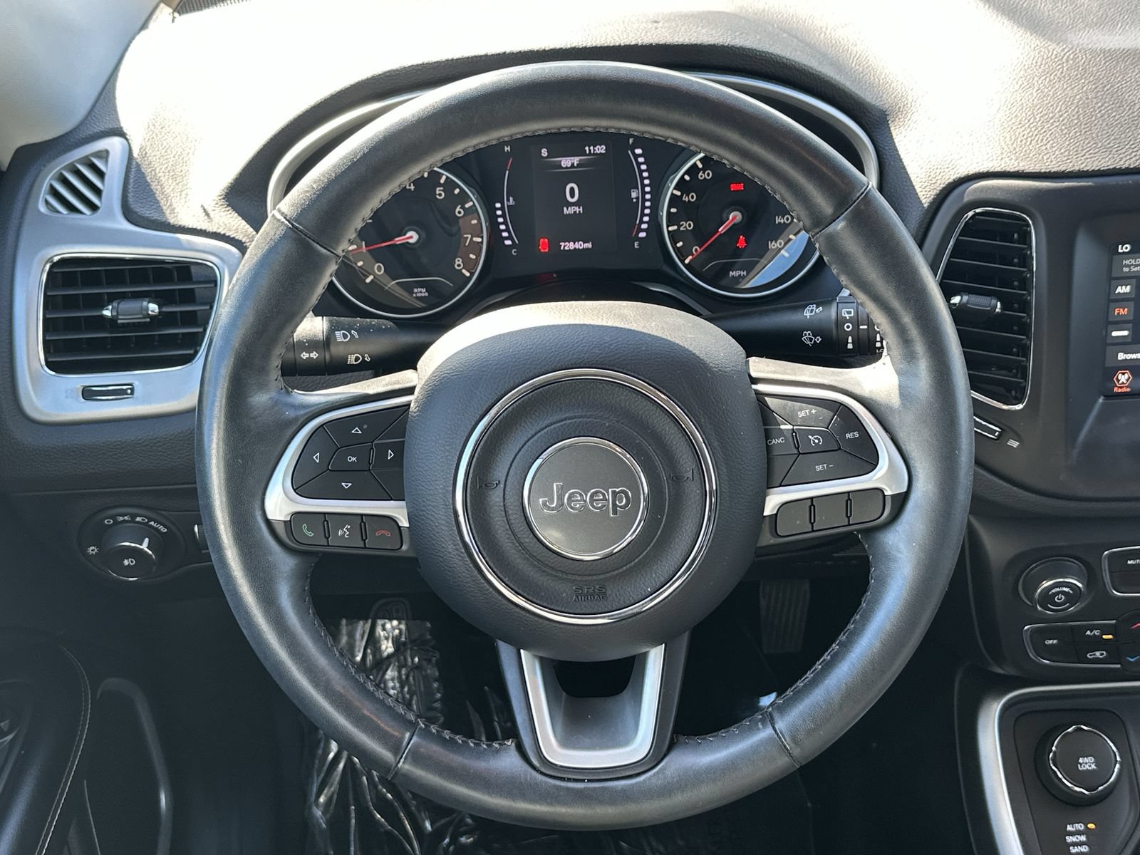 Used 2019 Jeep Compass Latitude w/ Cold Weather Group AWD/4WD image 19