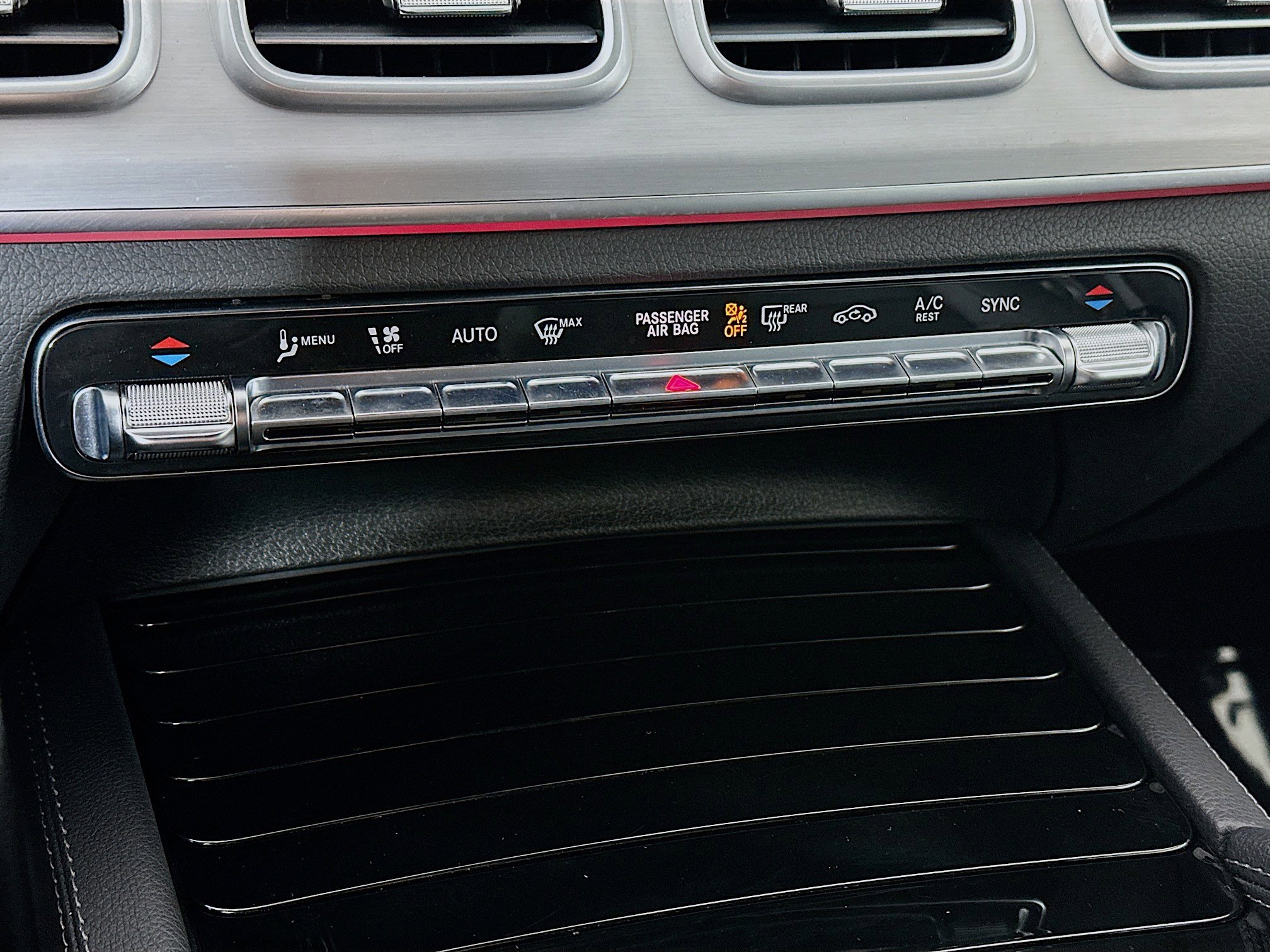 Certified 2025 Mercedes-Benz GLS 450 4MATIC image 16