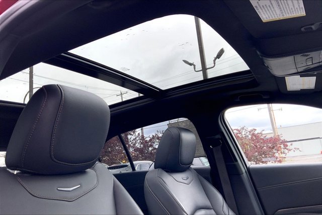 Used 2023 Cadillac XT4 Sport AWD/4WD image 22