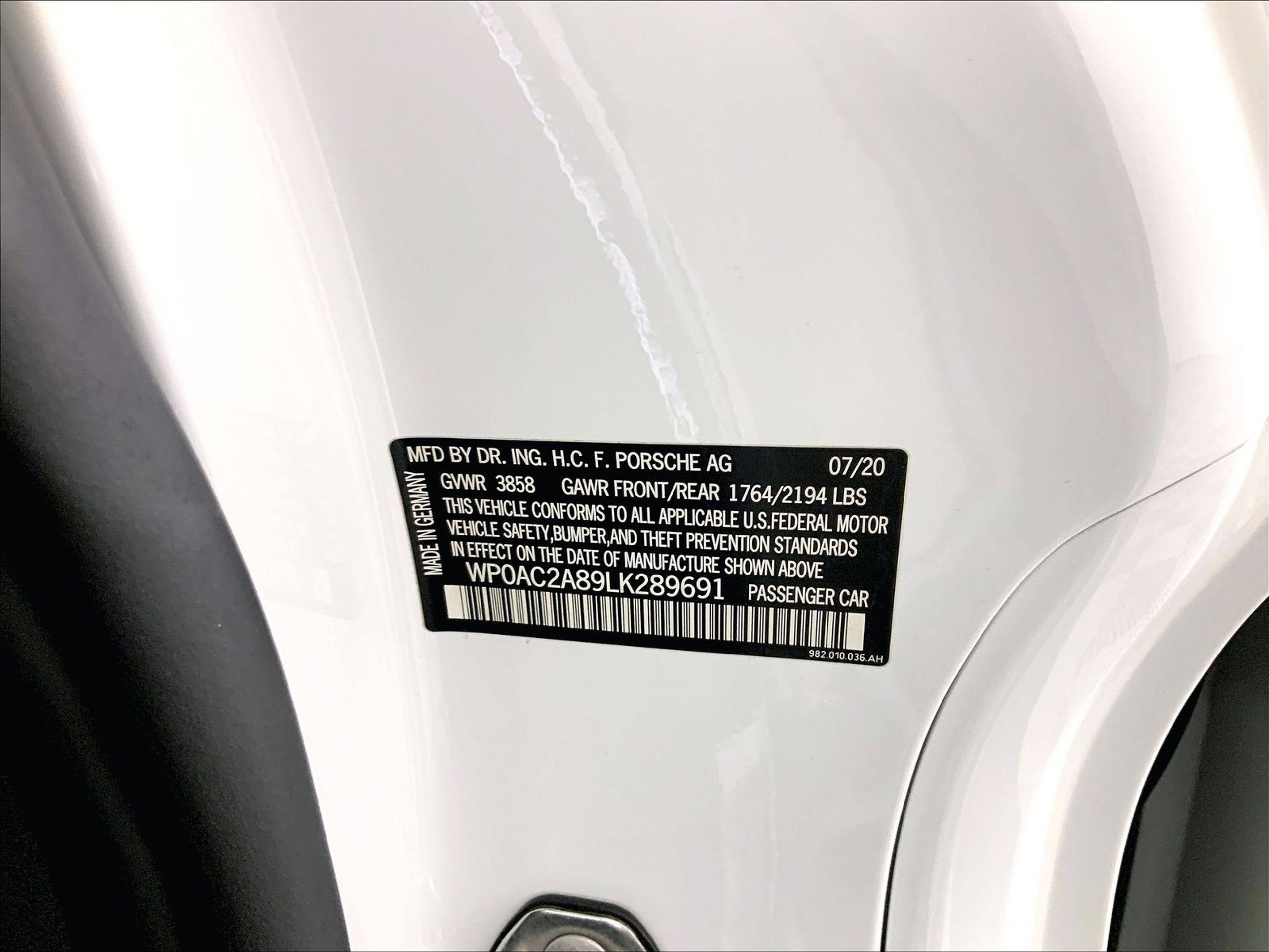 Certified 2020 Porsche 718 Cayman GT4 RWD image 23