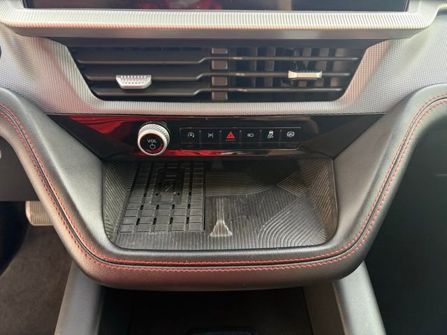 Used 2025 Ford Explorer ST image 20