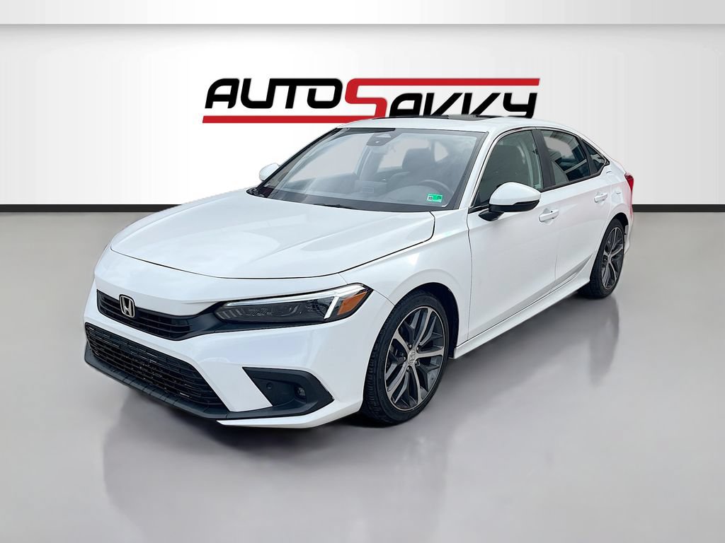 Used 2022 Honda Civic Touring image 3